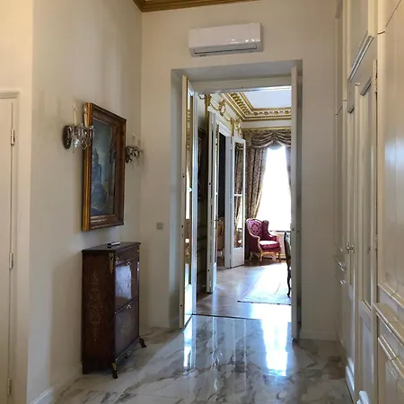 Appartement Baroque Danube Panorama Blue *